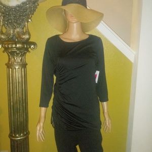 🌟3/$15 New Black top ruched side& quarter sleeves